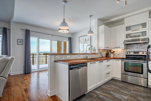 Cuisine - 305-530 Rue Martel, Chambly, QC - Indoor Photo Showing Kitchen With Upgraded Kitchen