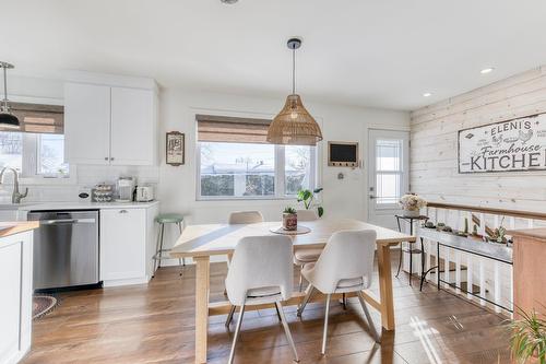 Salle à manger - 296 Rue Élie, Laval (Fabreville), QC - Indoor Photo Showing Other Room