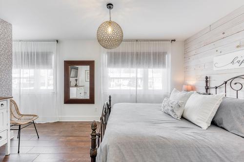 Chambre à coucher principale - 296 Rue Élie, Laval (Fabreville), QC - Indoor Photo Showing Bedroom