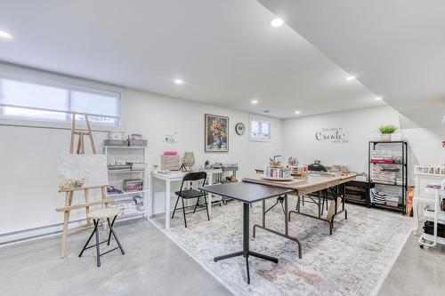 Salle familiale - 296 Rue Élie, Laval (Fabreville), QC - Indoor