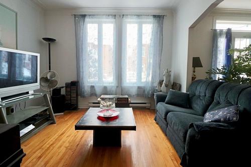 Living room - 2229 5E Avenue, Trois-Rivières, QC - Indoor Photo Showing Living Room