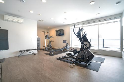 Salle d'exercice - 605-9185 Rue Lennon, Brossard, QC - Indoor Photo Showing Gym Room
