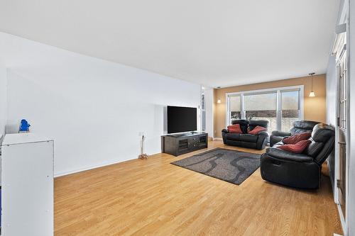 Salon - 1276 Rue Toussaint-Trudeau, Chambly, QC - Indoor Photo Showing Living Room