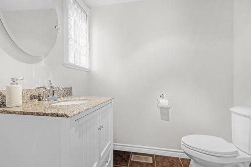 Powder room - 221 Rue De La Mission, Lévis (Les Chutes-De-La-Chaudière-Ouest), QC - Indoor Photo Showing Bathroom