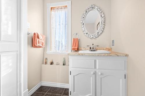 Bathroom - 221 Rue De La Mission, Lévis (Les Chutes-De-La-Chaudière-Ouest), QC - Indoor Photo Showing Bathroom