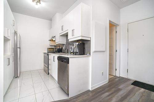 Cuisine - 702-9185 Rue Lennon, Brossard, QC - Indoor Photo Showing Kitchen