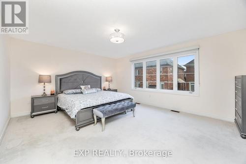 2300 Lozenby Street, Innisfil, ON - Indoor Photo Showing Bedroom