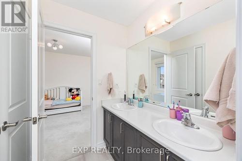 2300 Lozenby Street, Innisfil, ON - Indoor Photo Showing Bathroom