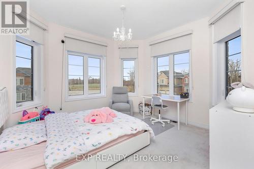 2300 Lozenby Street, Innisfil, ON - Indoor Photo Showing Bedroom