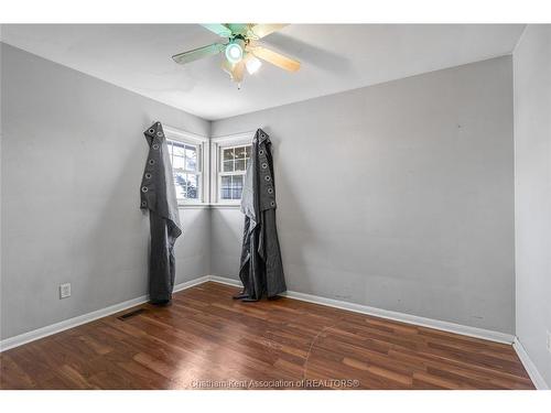 15 Homewood Street, Chatham, ON 