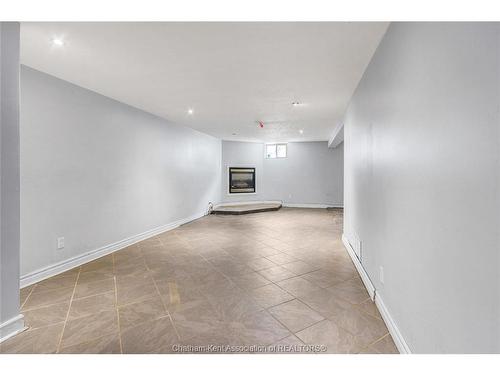 15 Homewood Street, Chatham, ON 