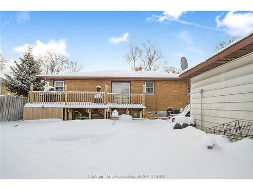 15 Homewood Street, Chatham, ON 