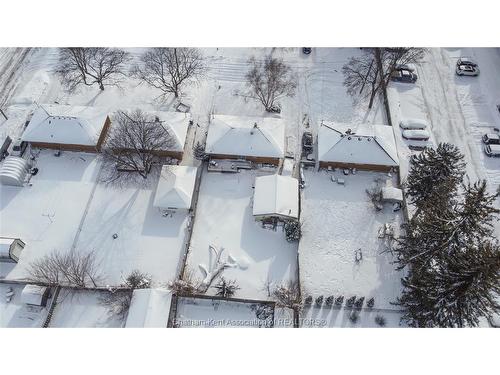 15 Homewood Street, Chatham, ON 