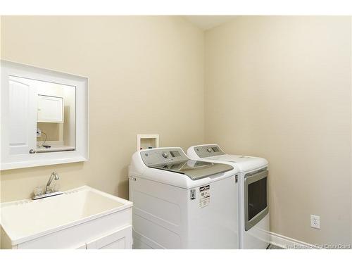 10 Maliseet Dr, Rothesay, NB 