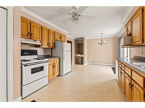 37 Simpson Crt, Riverview, NB 