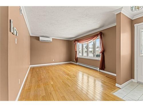 37 Simpson Crt, Riverview, NB 