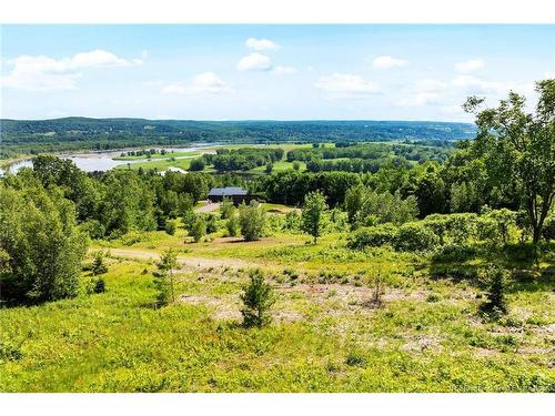 Na Grand Pass Crt, Douglas, NB 