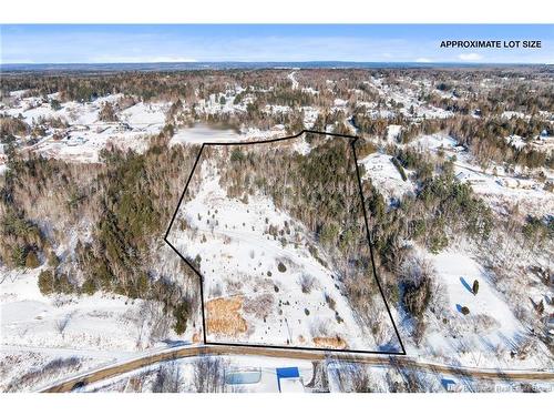 Na Grand Pass Crt, Douglas, NB 