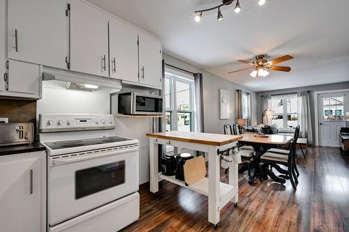 Cuisine - 120 Rue Goyer, Cowansville, QC - Indoor Photo Showing Kitchen