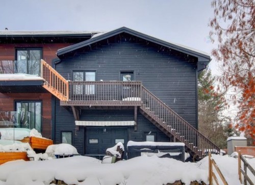 Back of Structure - 19 Av. Léonie, Saint-Sauveur, QC - Outdoor