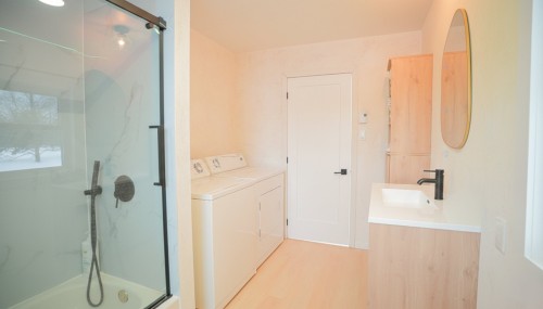 Bathroom - 19 Av. Léonie, Saint-Sauveur, QC - Indoor Photo Showing Bathroom