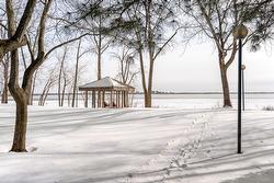 Access to a body of water - 