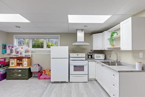 101 Spruce St, Grunthal, MB 