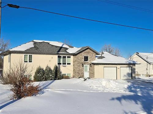 101 Spruce St, Grunthal, MB 