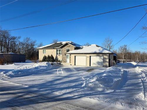 101 Spruce St, Grunthal, MB 