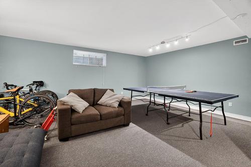 Family room - 147 Rue Gaudreau, Saint-Jérôme, QC - Indoor