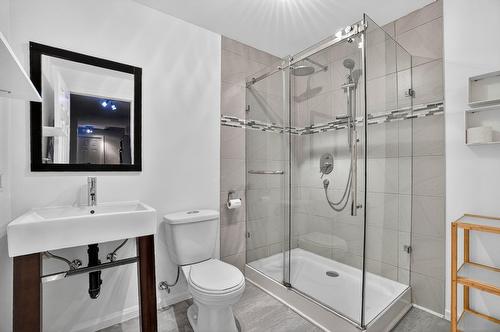 Bathroom - 147 Rue Gaudreau, Saint-Jérôme, QC - Indoor Photo Showing Bathroom