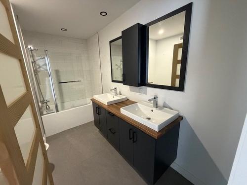 Salle de bains - 595 Ch. Des Hauts-Cantons, Stratford, QC - Indoor Photo Showing Bathroom