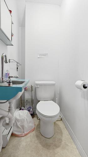 Salle d'eau - 11445 2E Avenue, Saint-Georges, QC - Indoor Photo Showing Bathroom