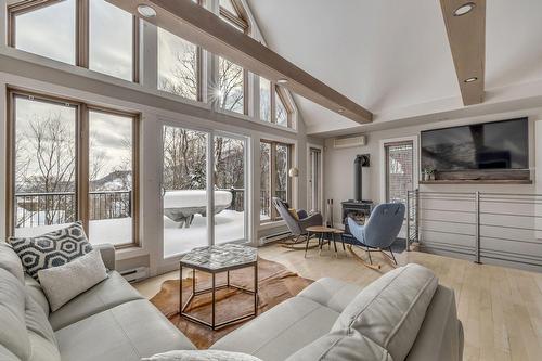 Salon - 33 Ch. Des Skieurs, Stoneham-Et-Tewkesbury, QC - Indoor Photo Showing Living Room