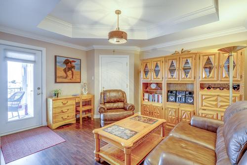 Salon - 401-2460 Boul. Lafontaine, Saint-Jérôme, QC - Indoor Photo Showing Living Room