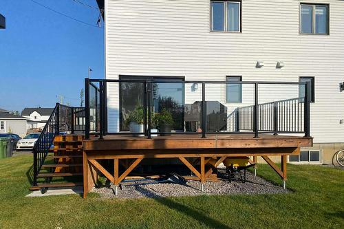 Terrasse - 25 Rue Robert-Laplante, Sainte-Catherine-De-La-Jacques-Cartier, QC - Outdoor With Deck Patio Veranda