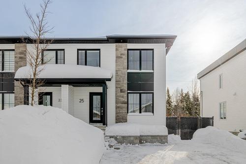 Façade - 25 Rue Robert-Laplante, Sainte-Catherine-De-La-Jacques-Cartier, QC - Outdoor