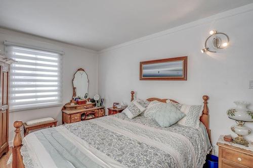 Chambre à coucher principale - 9326 Rue St-François, Mirabel, QC - Indoor Photo Showing Bedroom