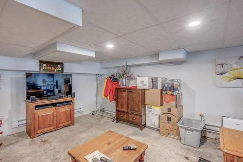 Salle familiale - 9326 Rue St-François, Mirabel, QC - Indoor Photo Showing Other Room