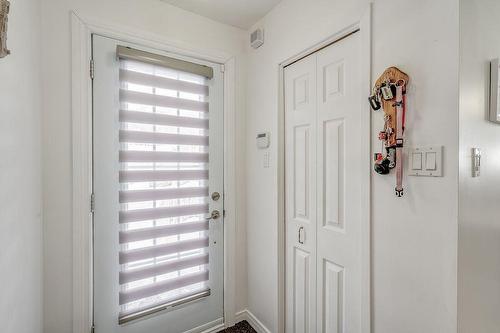 Hall d'entrée/Vestibule - 9326 Rue St-François, Mirabel, QC - Indoor Photo Showing Other Room