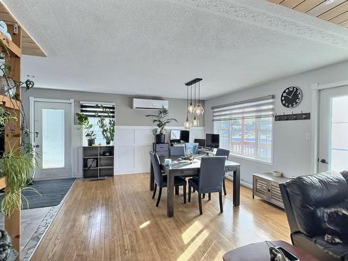 Dining room - 4 Rue Rivest O., Laverlochère-Angliers, QC - Indoor Photo Showing Other Room