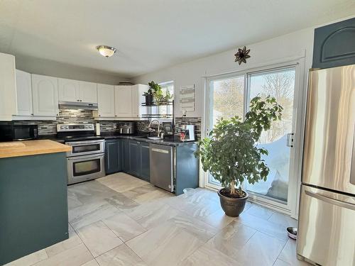 Kitchen - 4 Rue Rivest O., Laverlochère-Angliers, QC - Indoor Photo Showing Kitchen