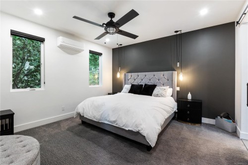 2250 Dolphin Rd, North Saanich, BC 