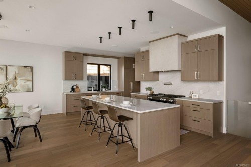 418 Lands End Rd, North Saanich, BC 