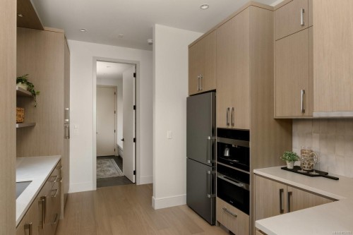 418 Lands End Rd, North Saanich, BC 