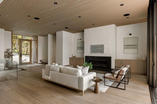 418 Lands End Rd, North Saanich, BC 