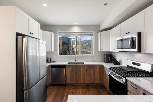 1301-3351 Luxton Rd, Langford, BC 