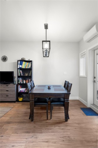 1301-3351 Luxton Rd, Langford, BC 