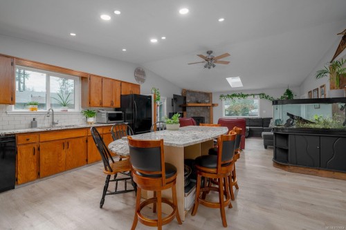 2739 Linden Lane, Shawnigan Lake, BC 