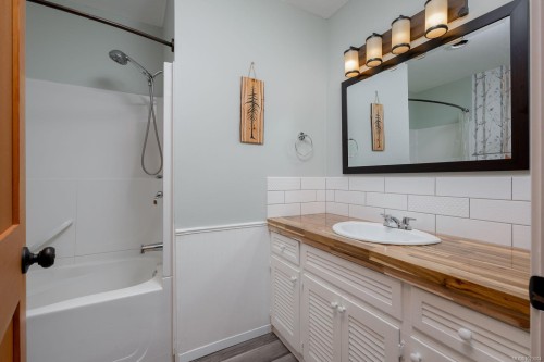 2739 Linden Lane, Shawnigan Lake, BC 